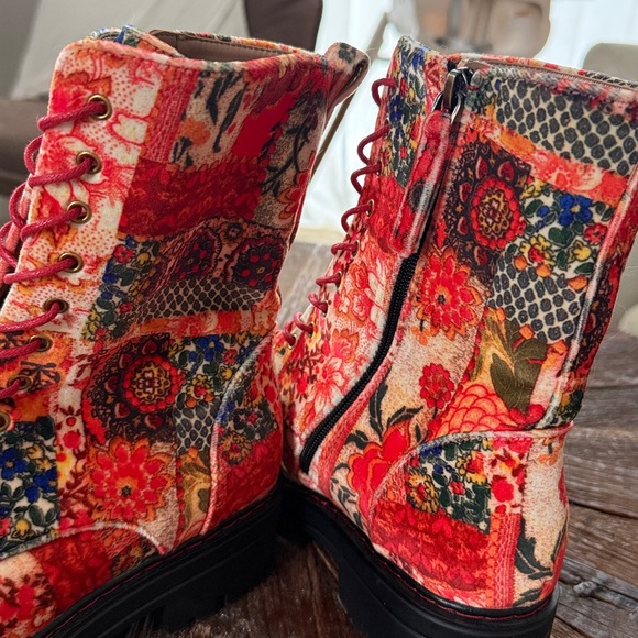Aerosoles Aware x Laura Ashley Shelton Quilted Combat Boot Red Velvet Floral - Picture 5 of 9
